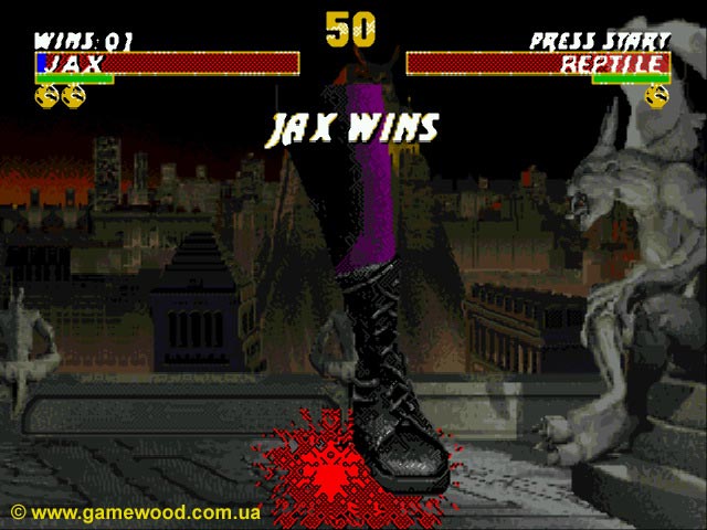 Скриншот игры Ultimate Mortal Kombat 3 («Смертельный бой 3. Дополненная версия», «Супер Мортал Комбат 3») | Sega Mega Drive 2 (Genesis) | Раздавил таракана